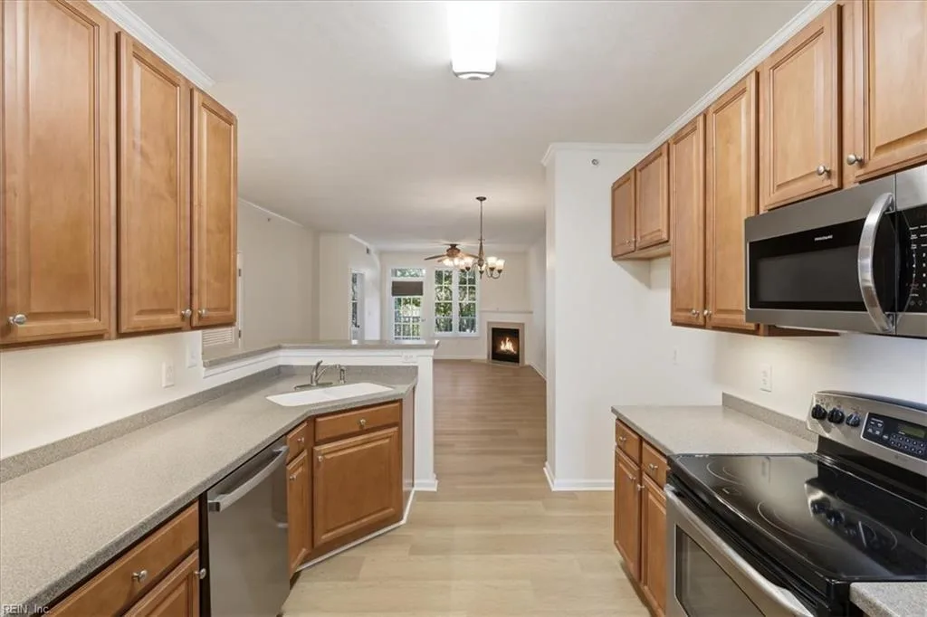 2992 Shore DR #201, VIRGINIABEACH VA 23451 - Photo 5