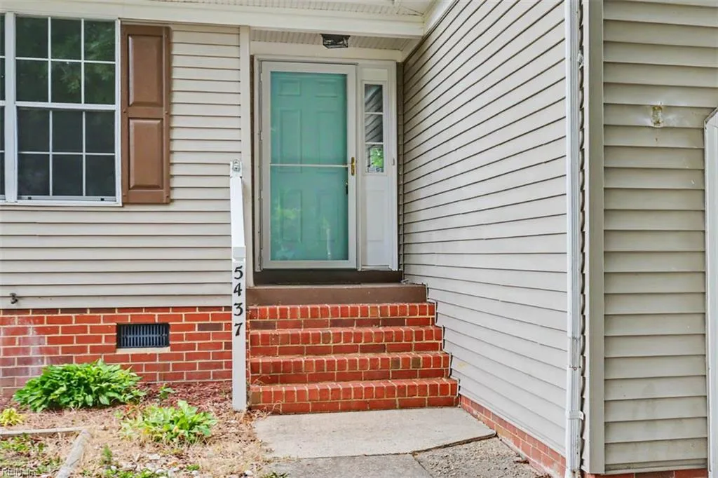 5437 Lilac CRES, PORTSMOUTH VA 23703 - Photo 5