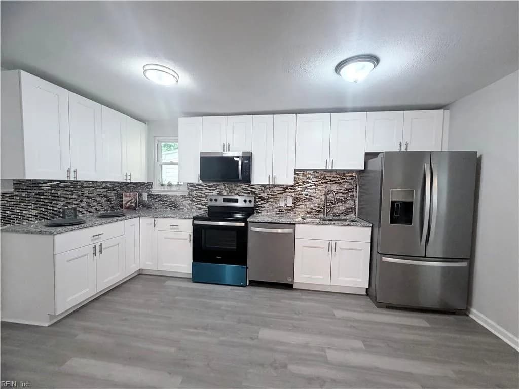 1617 Bill ST, NORFOLK VA 23518 - Main photo
