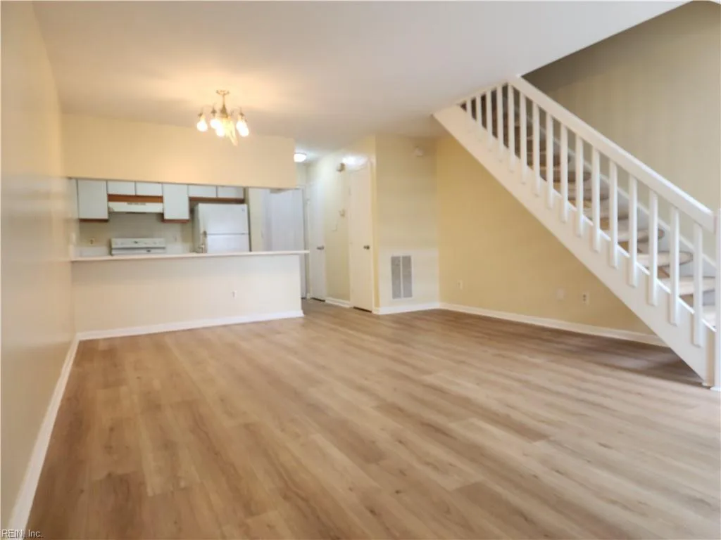 5326 Lake Victoria ARCH, VIRGINIABEACH VA 23464 - Photo 3