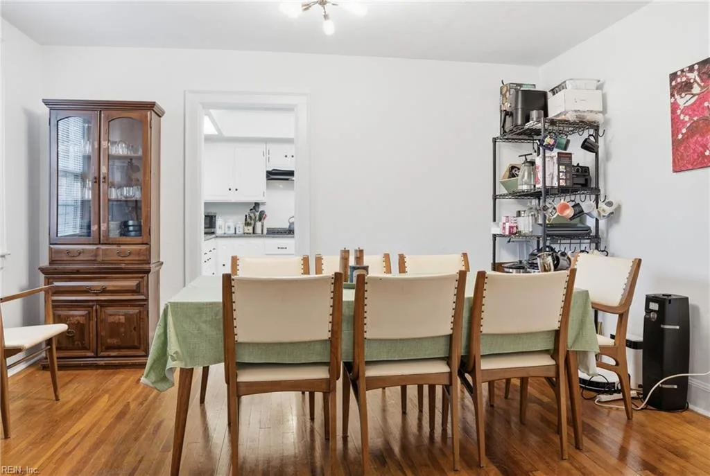 4405 Wake Forest RD, PORTSMOUTH VA 23703 - Photo 5