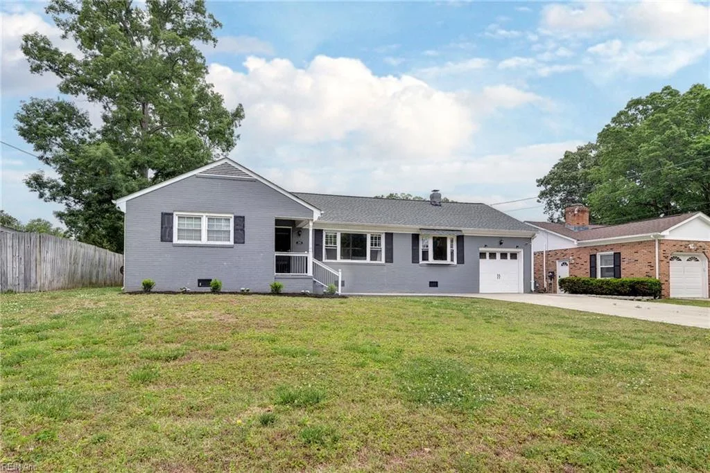 223 Shadywood DR, Newport News — 3 bed Residential, 1,577 sqft
