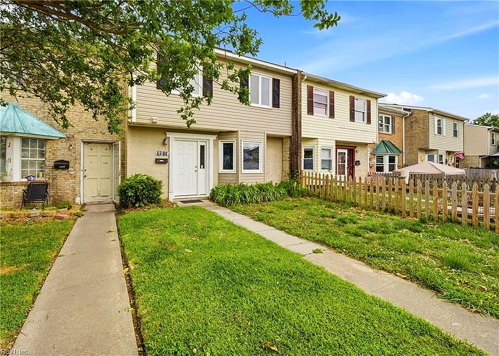 2215 Cannon DR, Virginia Beach — 3 bed Residential, 1,784 sqft