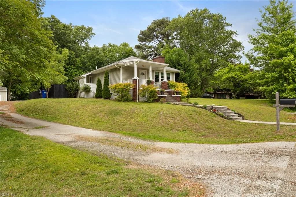 87 Lucas Creek RD, NEWPORTNEWS VA 23602 - Photo 5