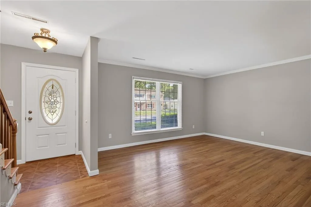 1059 Clipper DR, HAMPTON VA 23669 - Photo 5