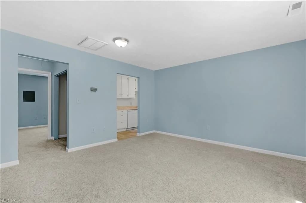 6667 Cedar Lake DR #2, GLOUCESTER VA 23061 - Photo 3