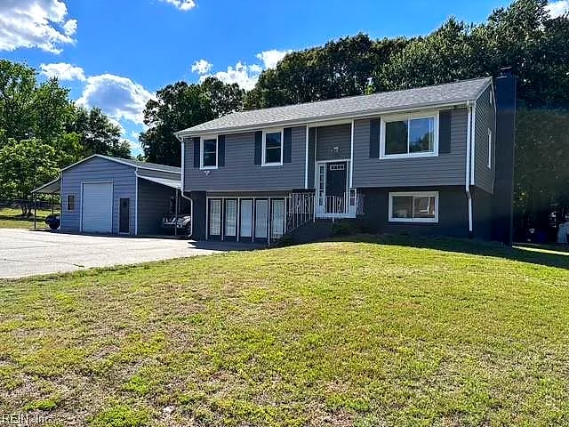 7200 Springlake DR, Prince George — 4 bed Residential, 2,258 sqft