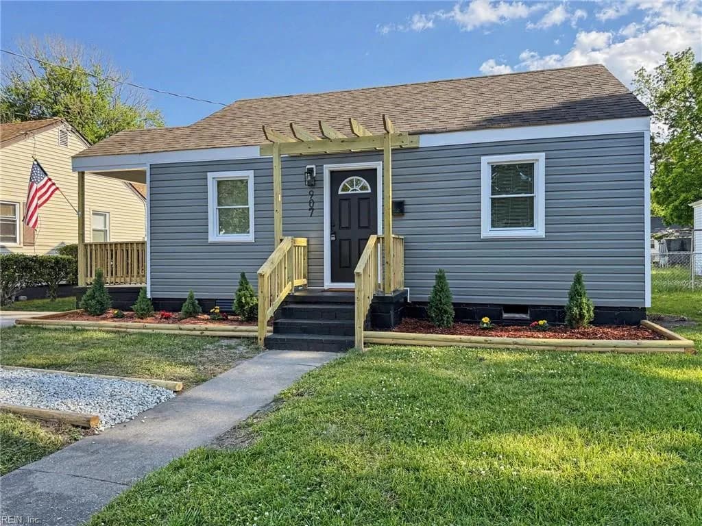 907 Albert AVE, NORFOLK VA 23513 - Photo 3