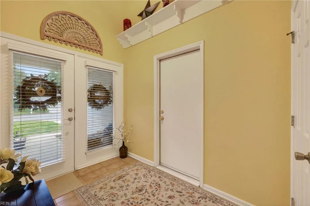 1004 Ormond CT, VIRGINIABEACH VA 23464 - Photo 5
