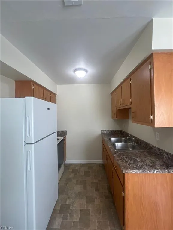 925 W Little Creek RD #8, NORFOLK VA 23505 - Photo 5