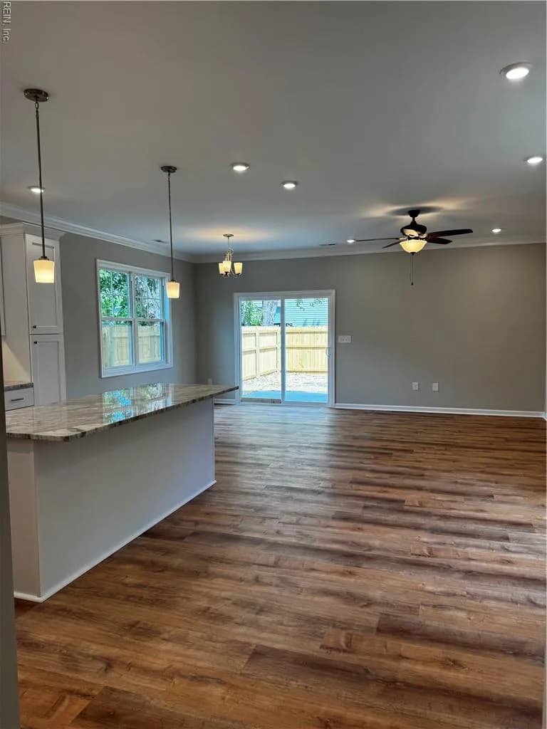 728 Childs AVE, HAMPTON VA 23661 - Photo 5