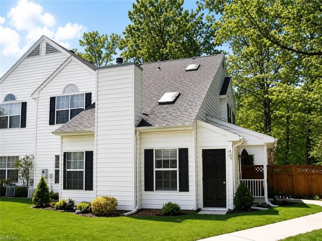 805 Hamlet CT, YORKTOWN VA 23693 - Photo 5