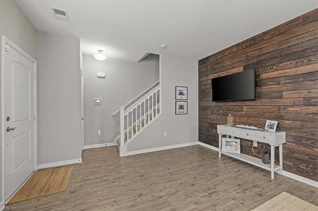 5043 Hawkins Mill WAY, VIRGINIABEACH VA 23455 - Photo 5
