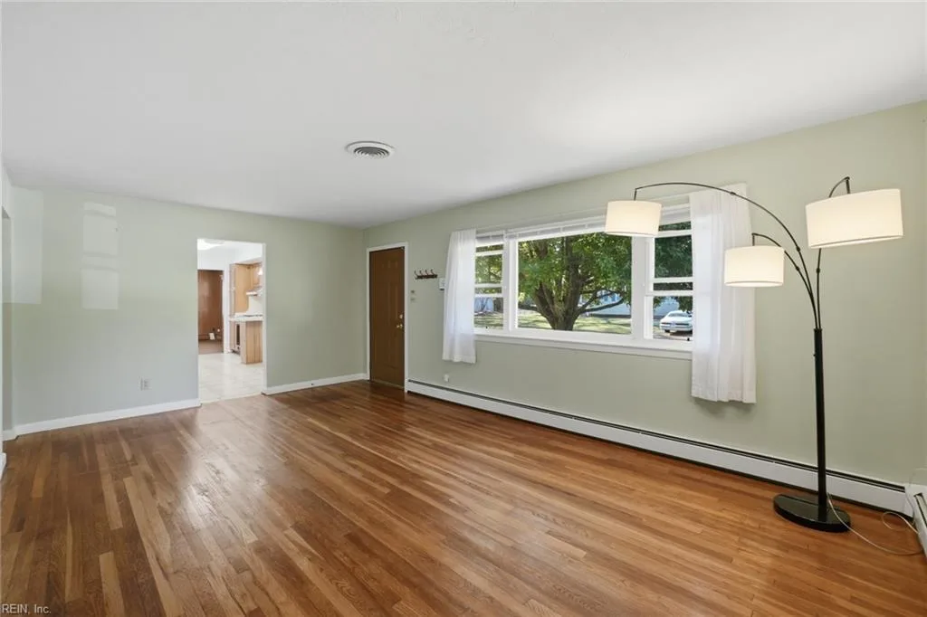 1104 Nolan AVE, VIRGINIABEACH VA 23464 - Photo 5