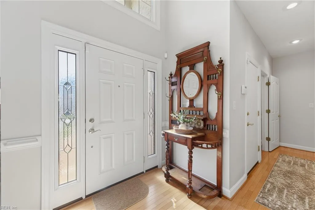 301 Blevins RN, YORKTOWN VA 23693 - Photo 3