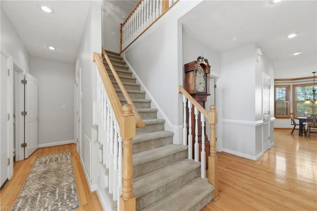 301 Blevins RN, YORKTOWN VA 23693 - Photo 5