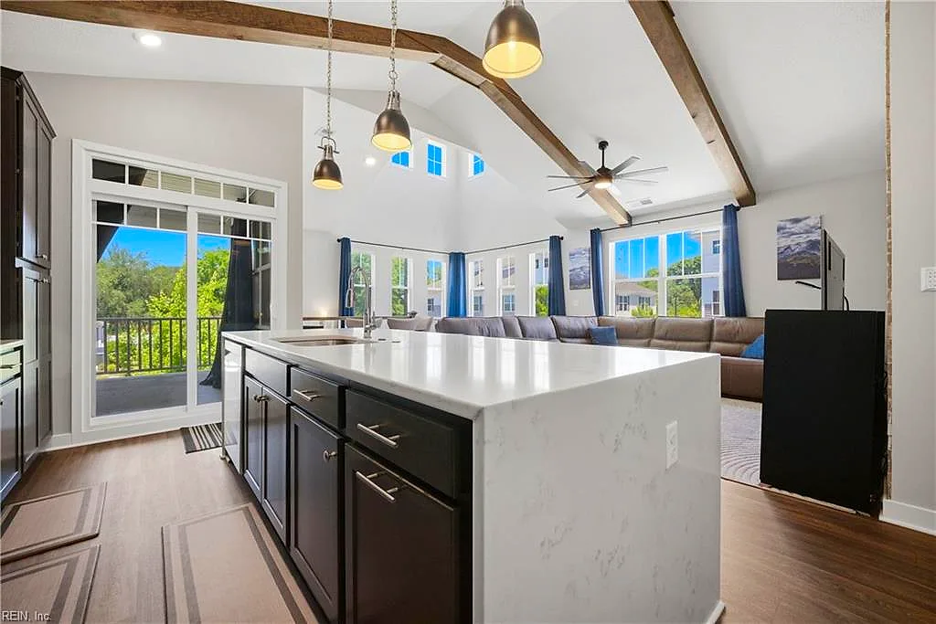 212 Fishers CT, Hampton — 2 bed Residential, 1,268 sqft