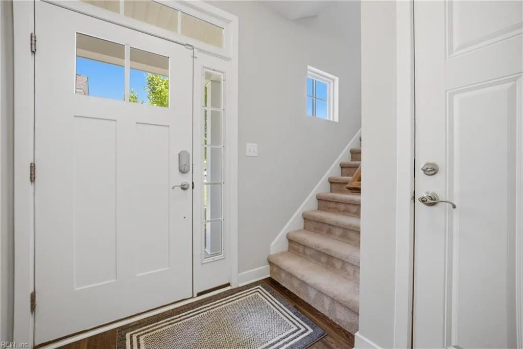 212 Fishers CT, HAMPTON VA 23666 - Photo 5