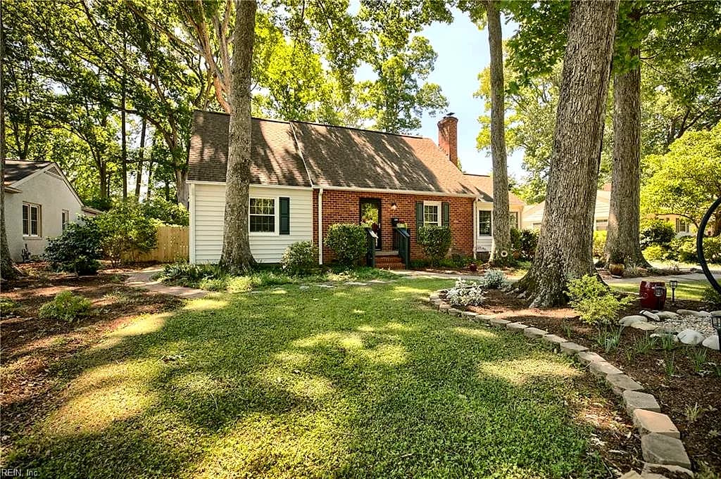 214 Selden RD, NEWPORT NEWS VA 23606 - Main photo