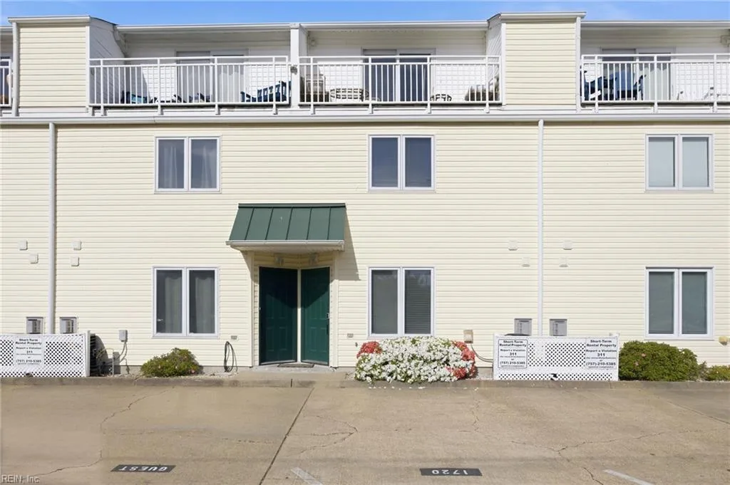1720 Baltic AVE, VIRGINIABEACH VA 23451 - Photo 2