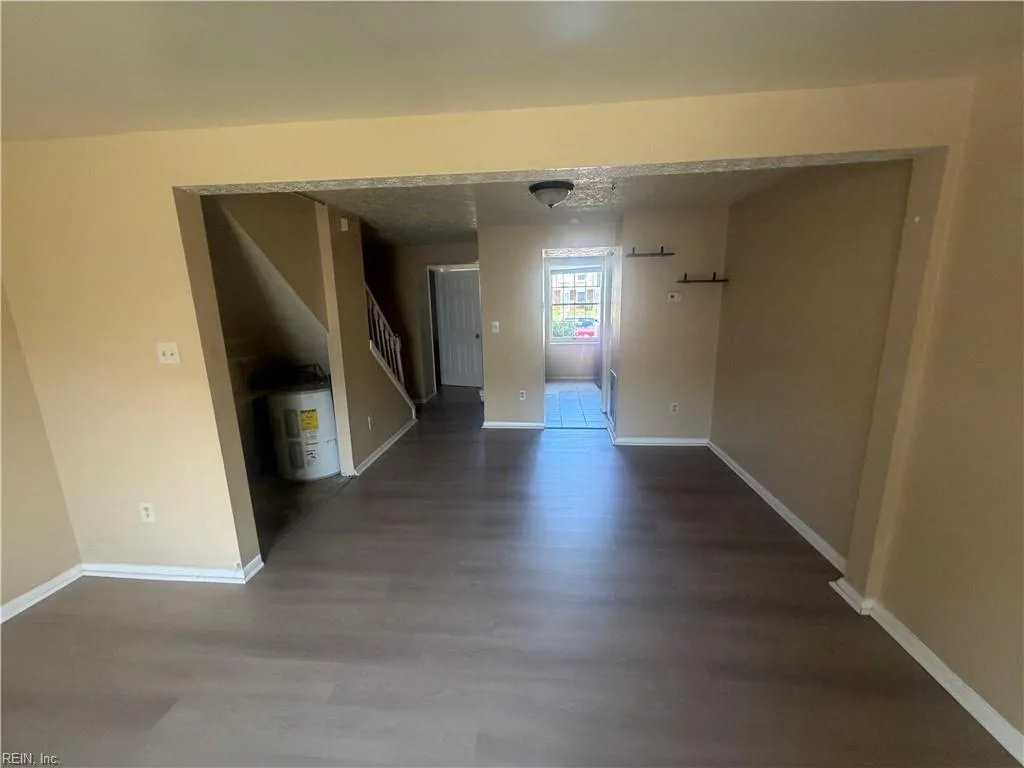 10 Christine CT, HAMPTON VA 23666 - Photo 5