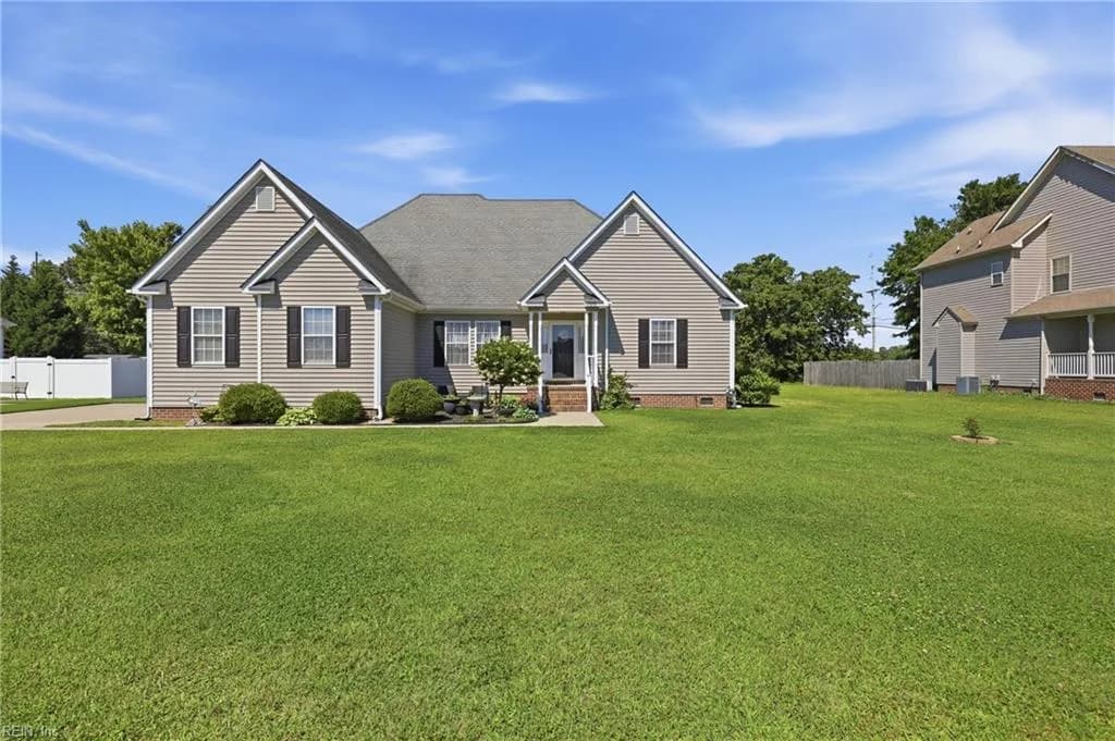 105 Center Cross DR, ELIZABETHCITY NC 27909 - Main photo