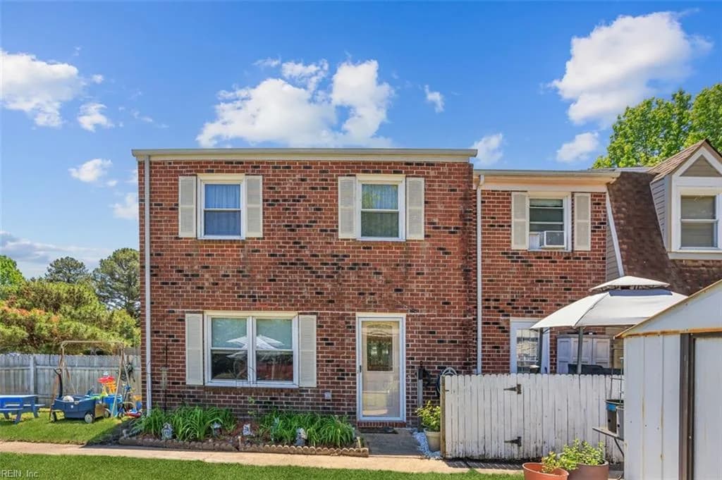 4300 Midhurst LN, CHESAPEAKE VA 23321 - Photo 5