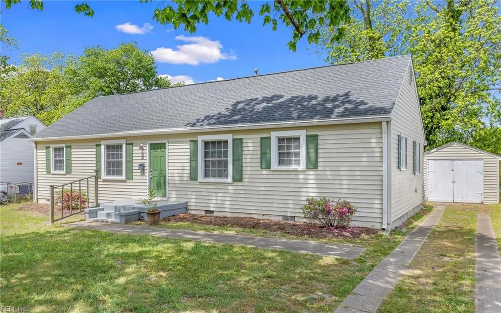 21 Langley AVE, Newport News — 3 bed Residential, 1,657 sqft
