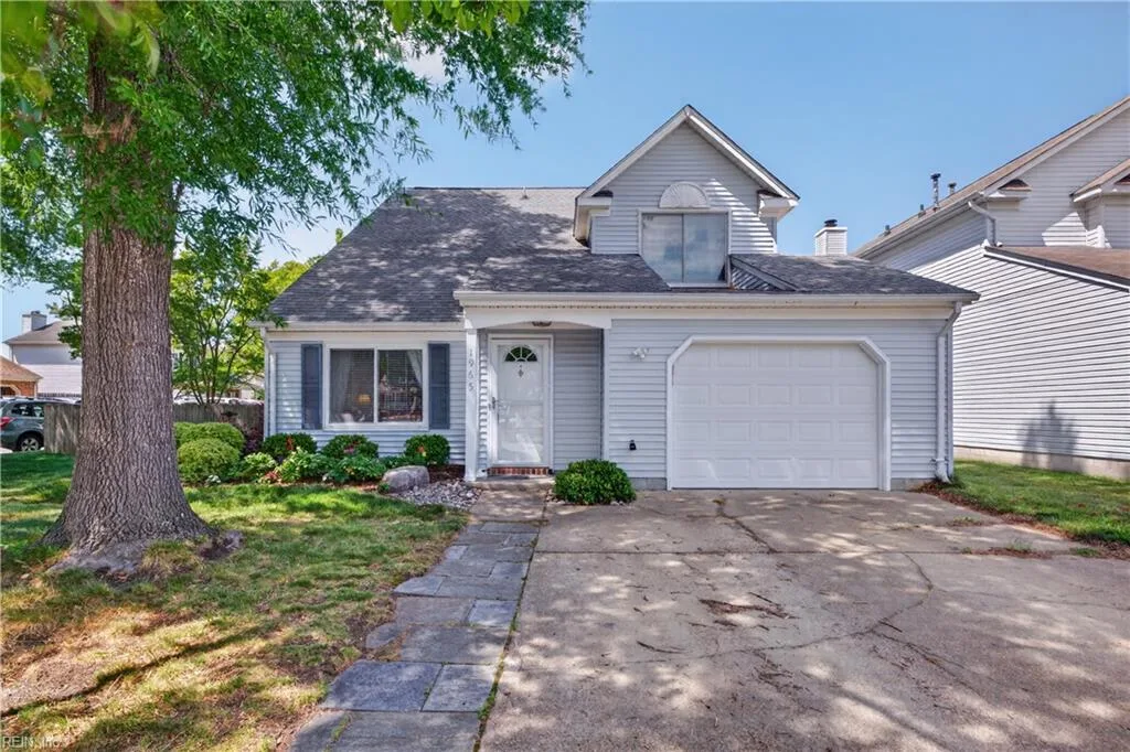 1965 Summerwalk DR, Virginia Beach — 3 bed Residential, 1,904 sqft