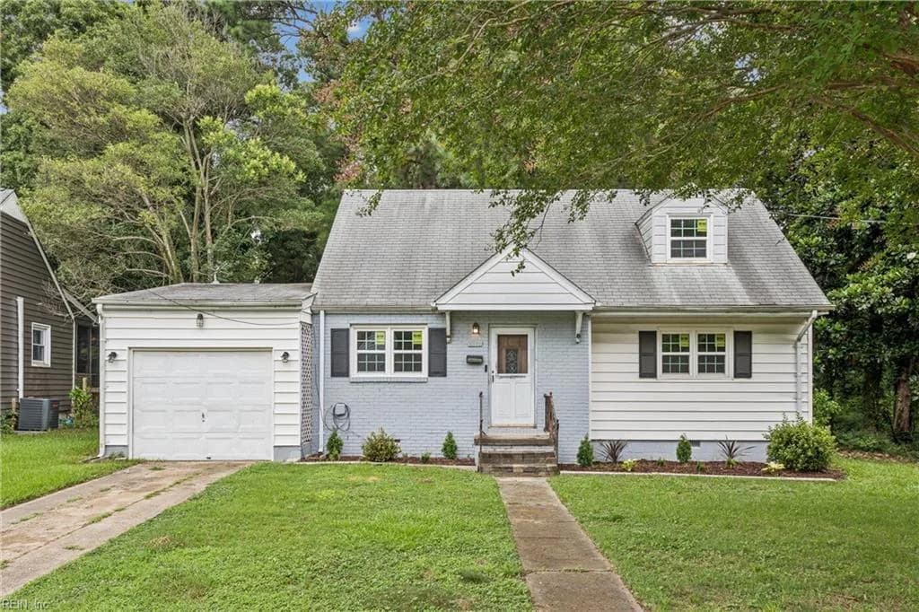 8272 Fernwood DR, NORFOLK VA 23518 - Photo 2