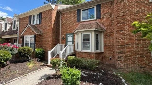 328 Faire Chase DR, CHESAPEAKE VA 23322 - Main photo