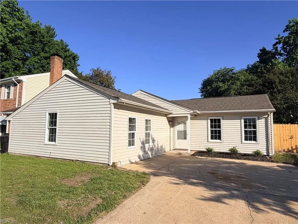 980 Wildflower CT, VIRGINIABEACH VA 23452 - Photo 2
