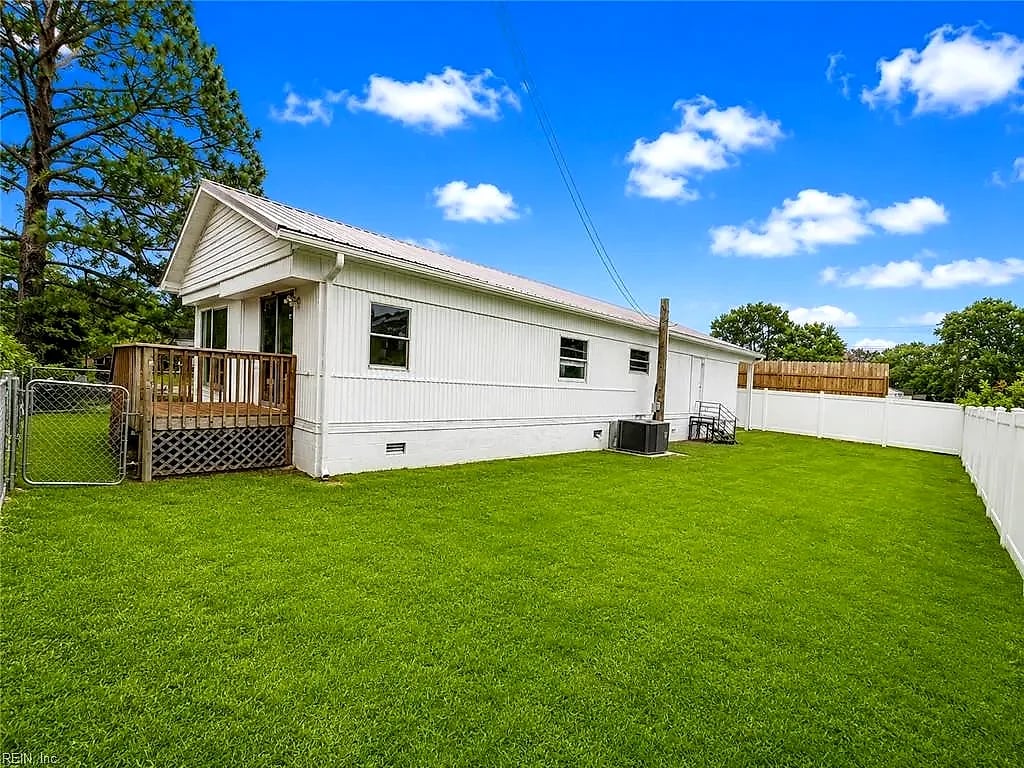 2924 Finch AVE, VIRGINIA BEACH VA 23453