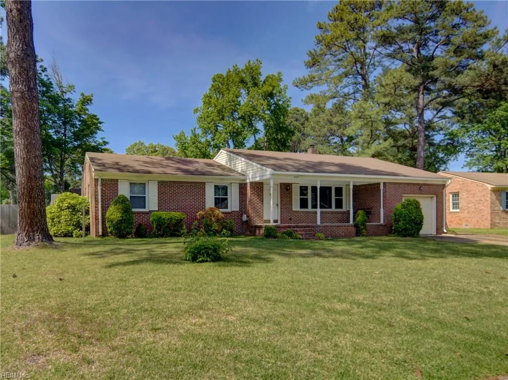 4124 Meadowview RD, PORTSMOUTH VA 23703 - Photo 4