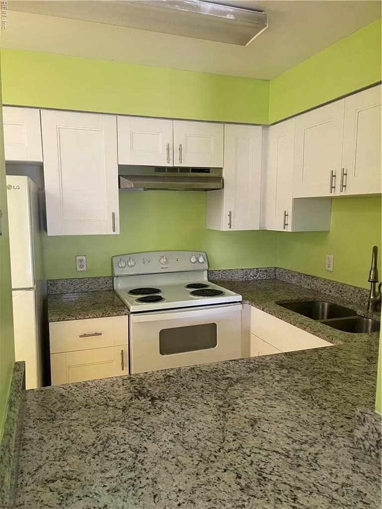3822 Wyatt DR #4, PORTSMOUTH VA 23703 - Photo 5