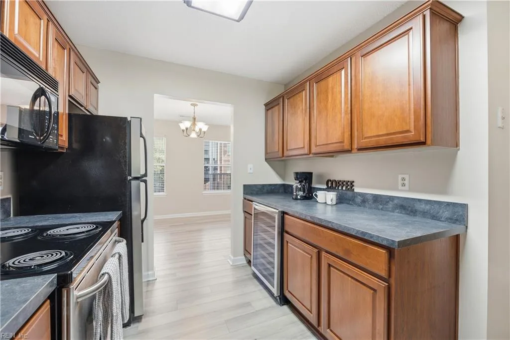 207 Westover AVE #202, NORFOLK VA 23507 - Photo 5