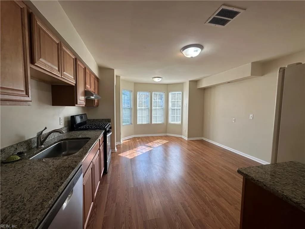 3205 Chicory CT, VIRGINIABEACH VA 23453 - Photo 5