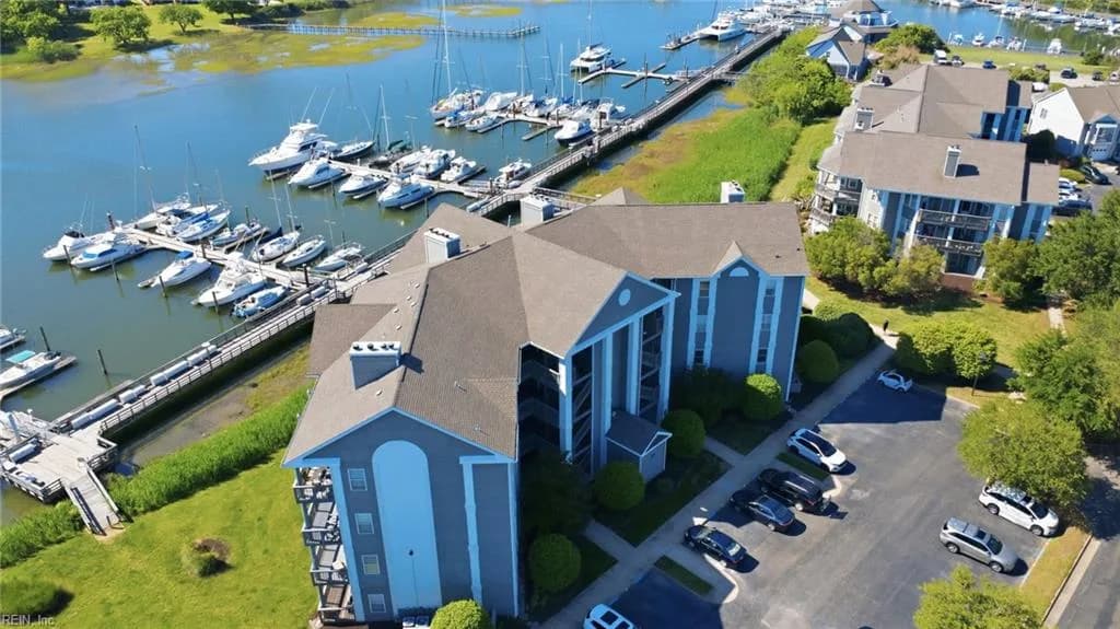 1024 Porte Harbour ARCH #202, HAMPTON VA 23664 - Main photo