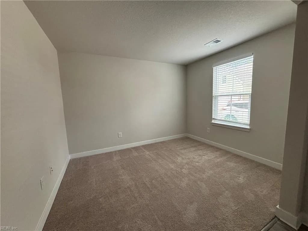 1736 Defiance DR, CHESAPEAKE VA 23323 - Photo 4