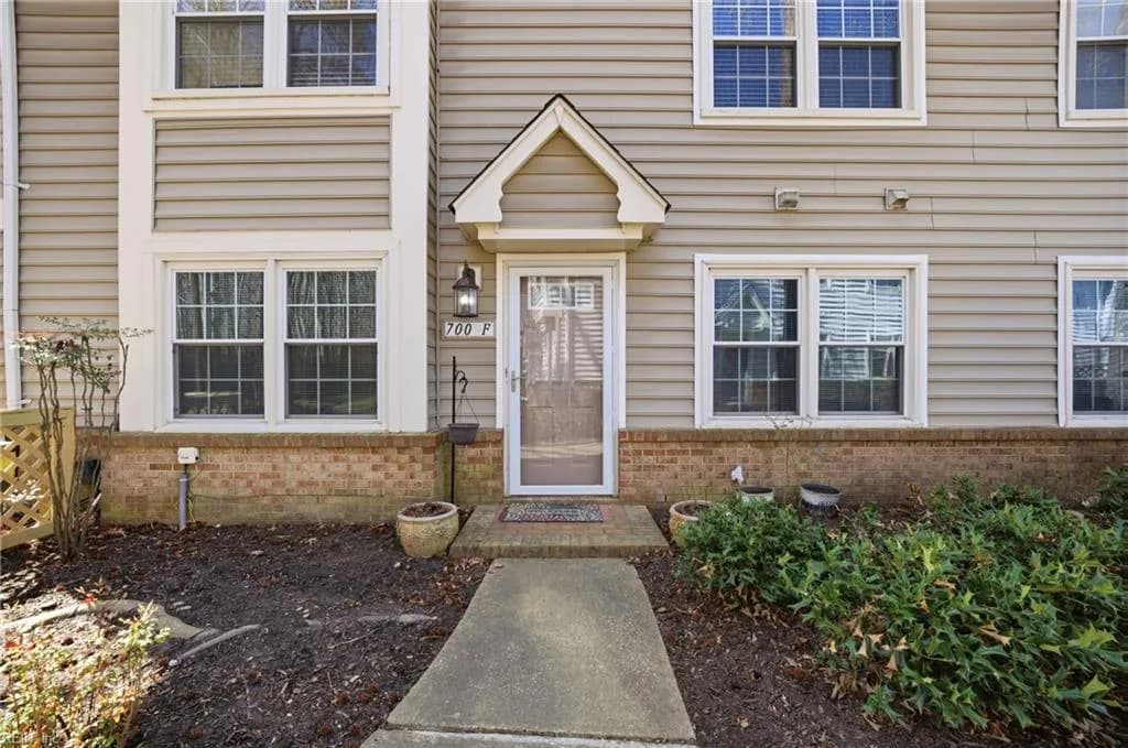 700 Rapidan River CT #F, CHESAPEAKE VA 23320 - Photo 3