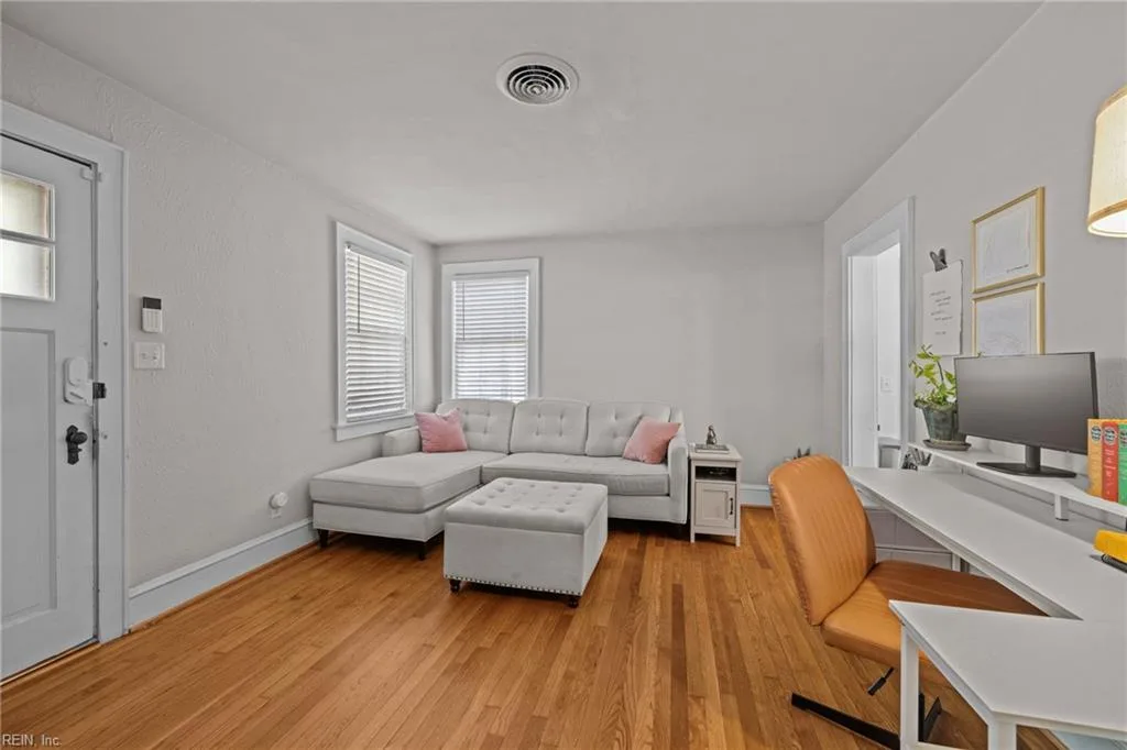 3713 Orange ST, NORFOLK VA 23513 - Photo 3