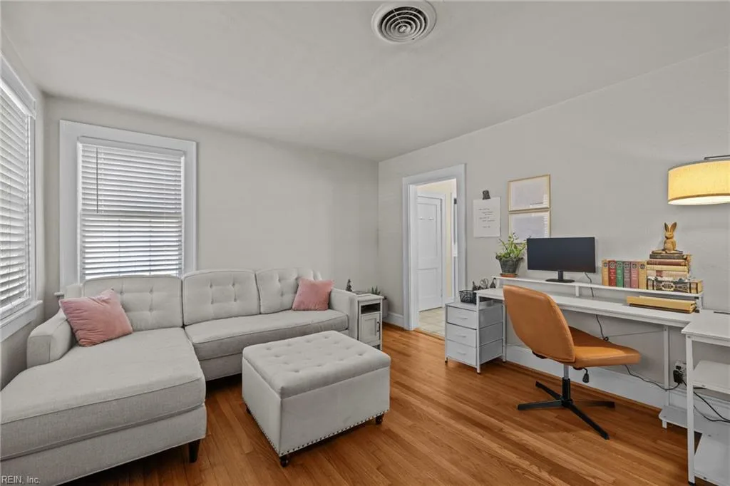 3713 Orange ST, NORFOLK VA 23513 - Photo 4