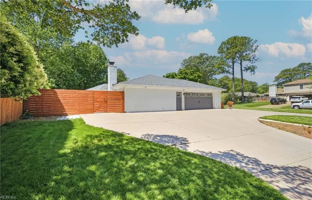 2301 Mossy Hollow PL, VIRGINIABEACH VA 23454 - Photo 5