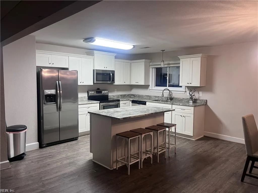 11 Greenwood RD, NEWPORTNEWS VA 23601 - Photo 3