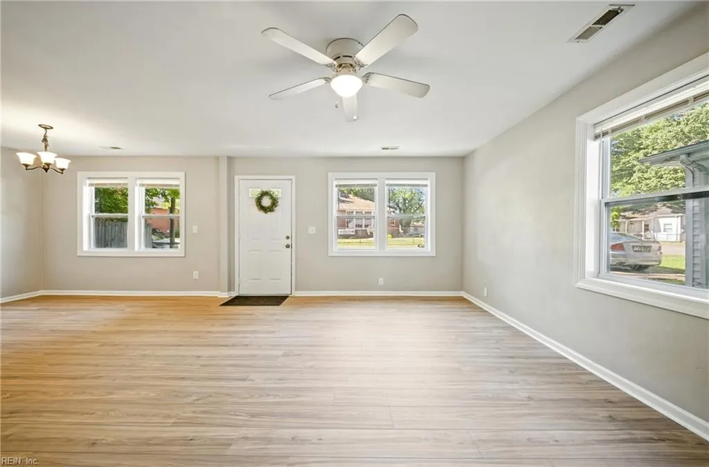 1026 Avenue H NONE, NORFOLK VA 23513 - Photo 4
