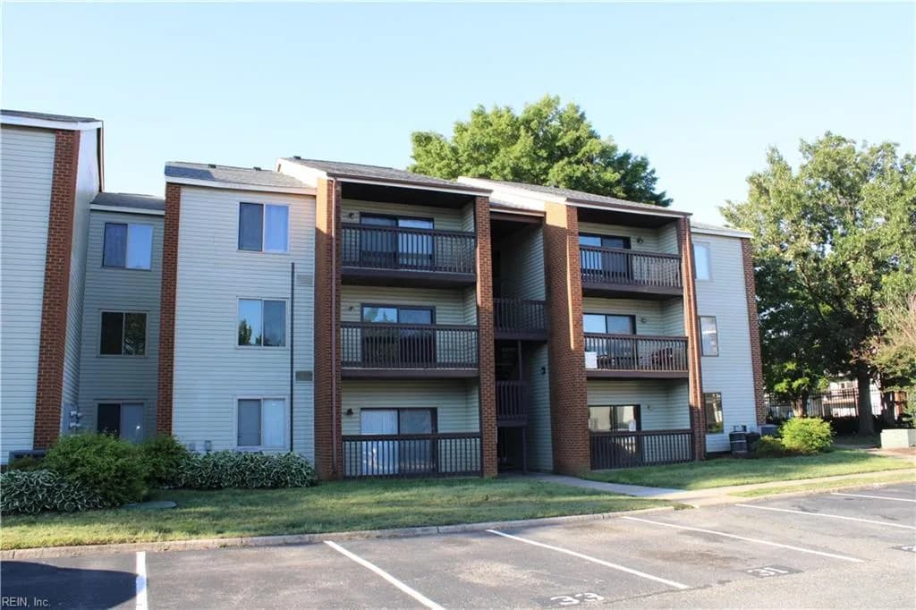 45 Haverford CT #2, HAMPTON VA 23666 - Photo 3