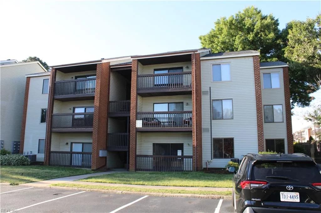 45 Haverford CT #2, HAMPTON VA 23666 - Photo 4