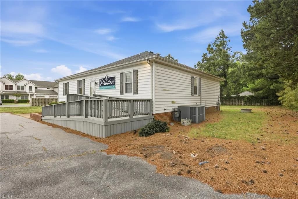 2303 Pruden BLVD, SUFFOLK VA 23434 - Photo 5