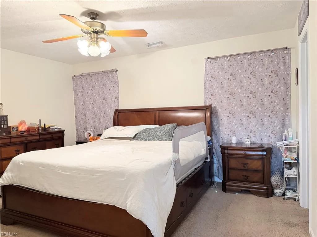 202 Sheffield LN, YORKTOWN VA 23693 - Photo 5