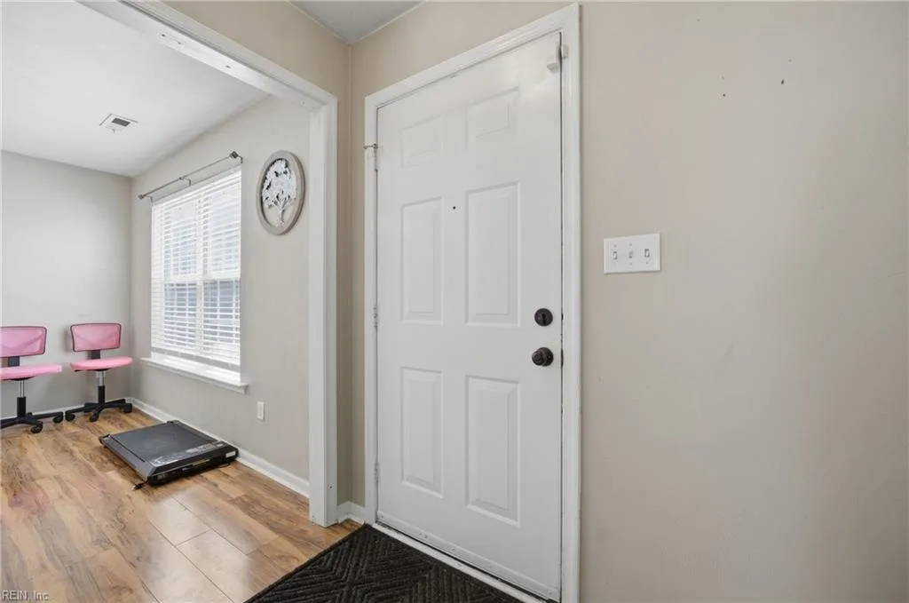 5104 York ST, CHESAPEAKE VA 23321 - Photo 5